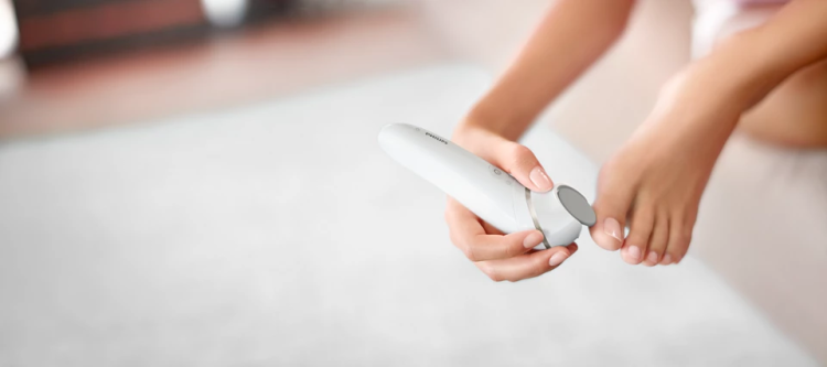 Zestaw depilatorów do ciała PHILIPS BRE770/92 Biały