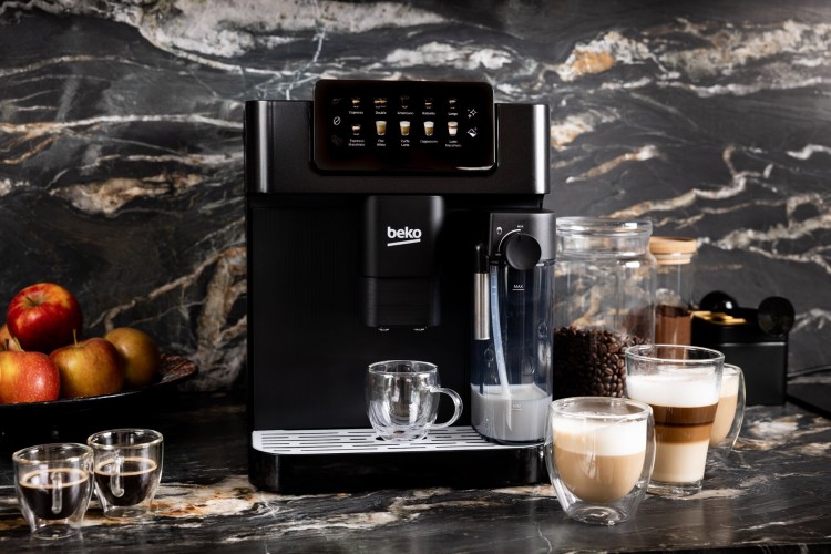 Ekspres ciśnieniowy Beko CaffeExperto CEG7304B automatyczny 1350W