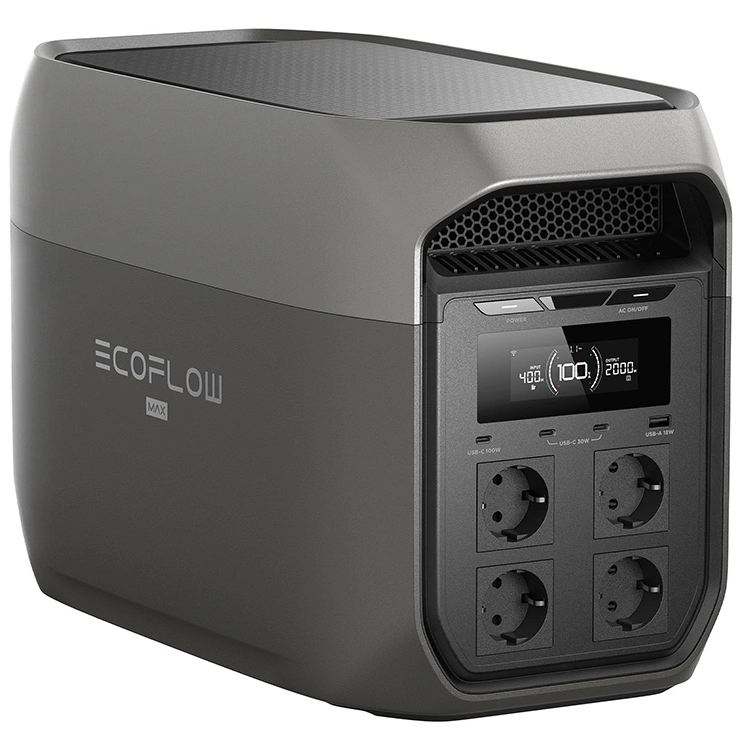 Stacja zasilania EcoFlow Delta 3 Max widziana z perspektywy ukazującej górną pokrywę, bok z logotypem oraz przedni panel sterowania. Urządzenie posiada matowe wykończenie, włączony ekran LCD oraz liczne porty wyjściowe, w tym cztery gniazda sieciowe.