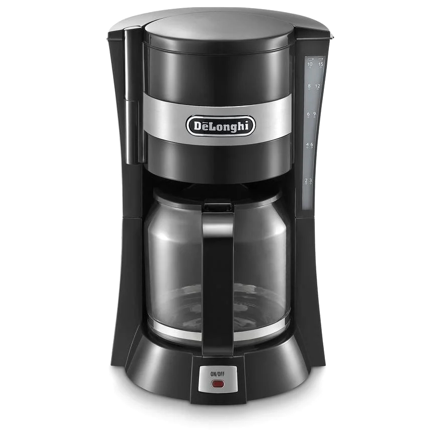 Czarny ekspres przelewowy DeLonghi ICM15210.1 ze szklanym dzbankiem, widok od przodu. Urządzenie posiada srebrny detal z logo marki, boczny wskaźnik poziomu wody oraz pojedynczy przycisk zasilania z czerwoną diodą u podstawy.