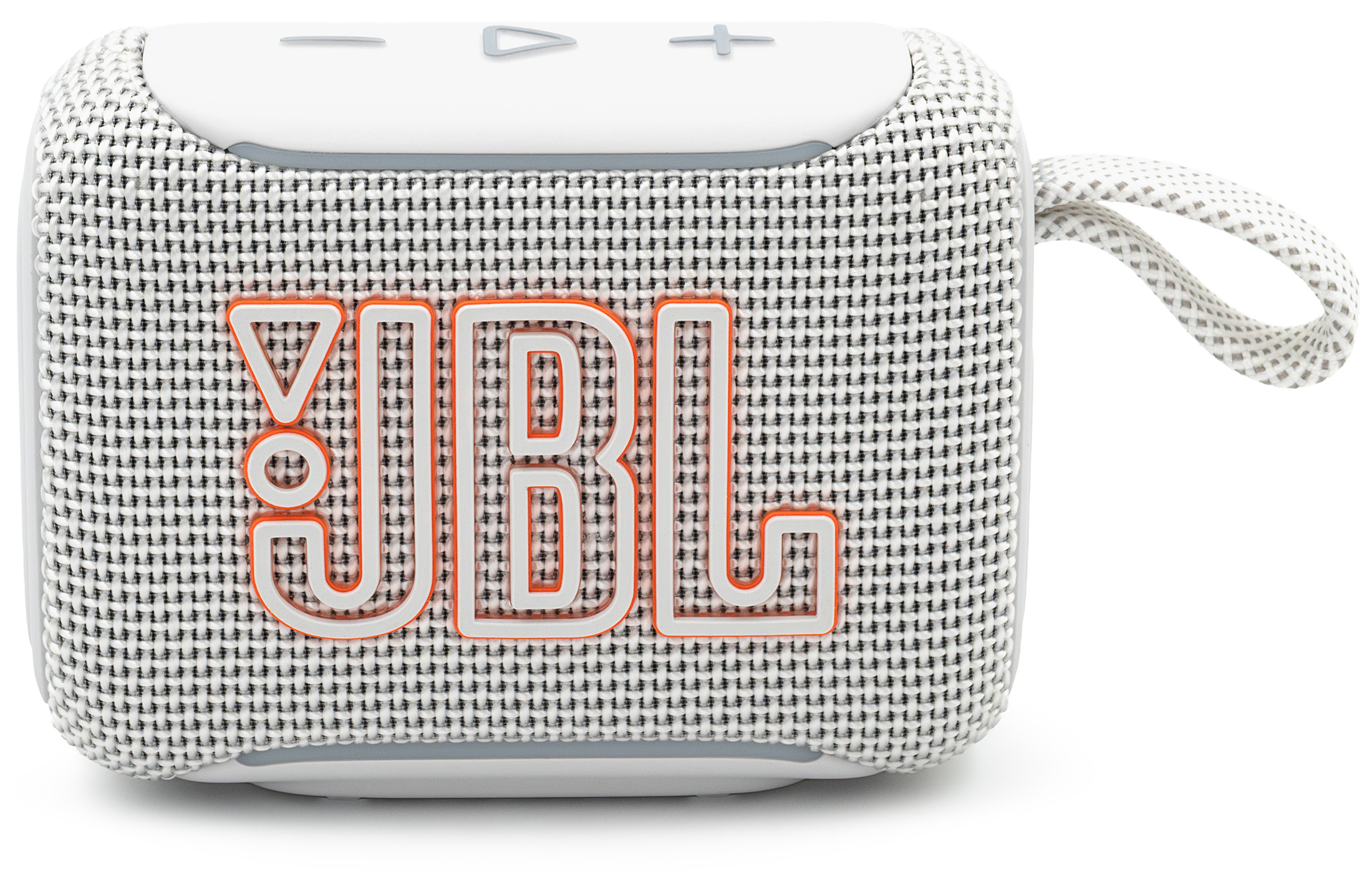 Biały głośnik przenośny JBL Go 5, widok z przodu na białym tle. Zdjęcie ukazuje plecioną fakturę obudowy, duże szaro-pomarańczowe logo JBL oraz gumowane przyciski regulacji głośności i odtwarzania na górnym panelu. Z prawej strony widoczna jest funkcjonalna pętla ze sznurka.