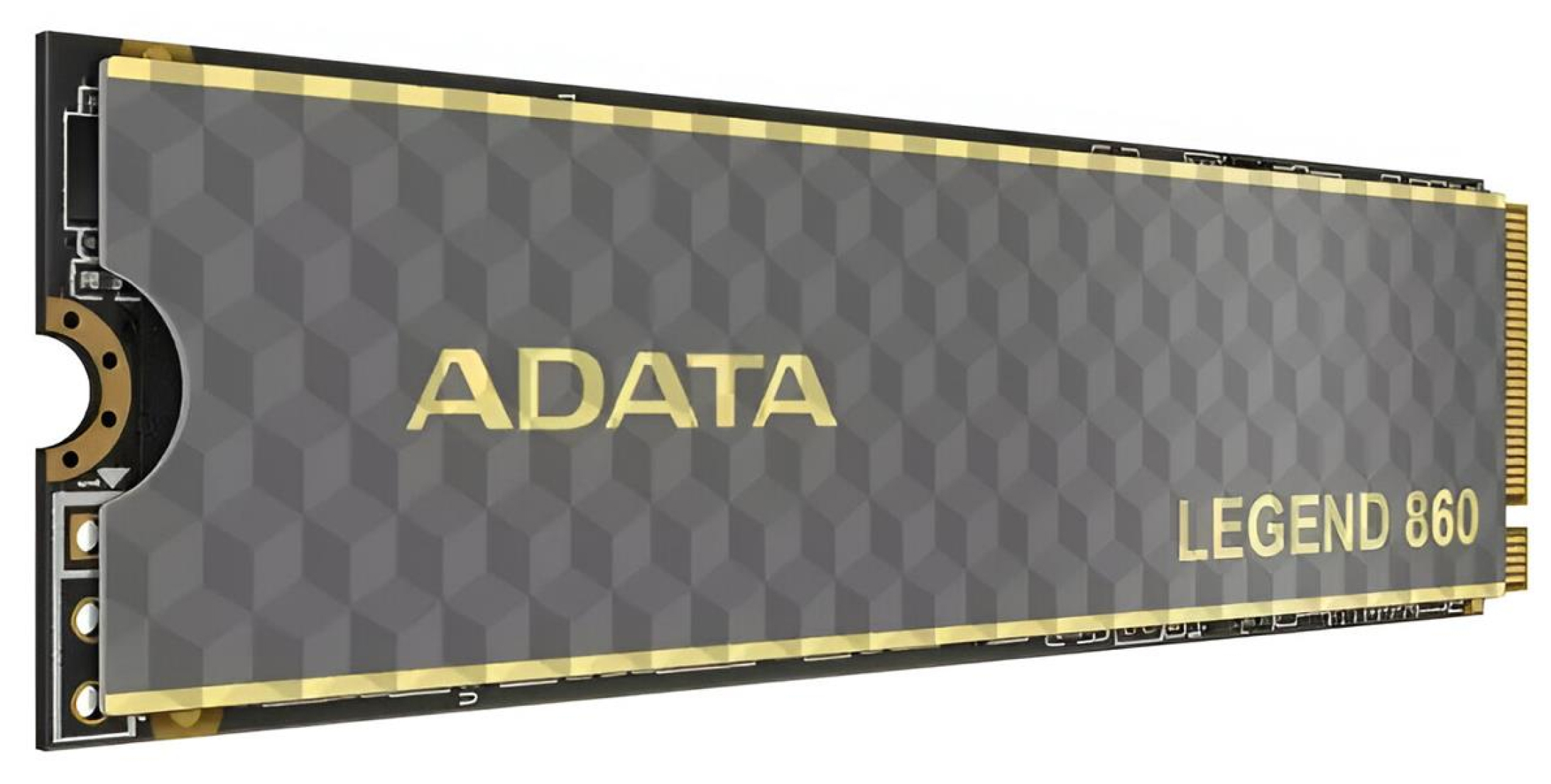 Dysk SSD ADATA LEGEND 860 2TB widoczny pod kątem na białym tle. Ujęcie eksponuje ciemnoszary radiator z geometrycznym wzorem, złotymi logotypami oraz metaliczne złącze M.2 z boku urządzenia.