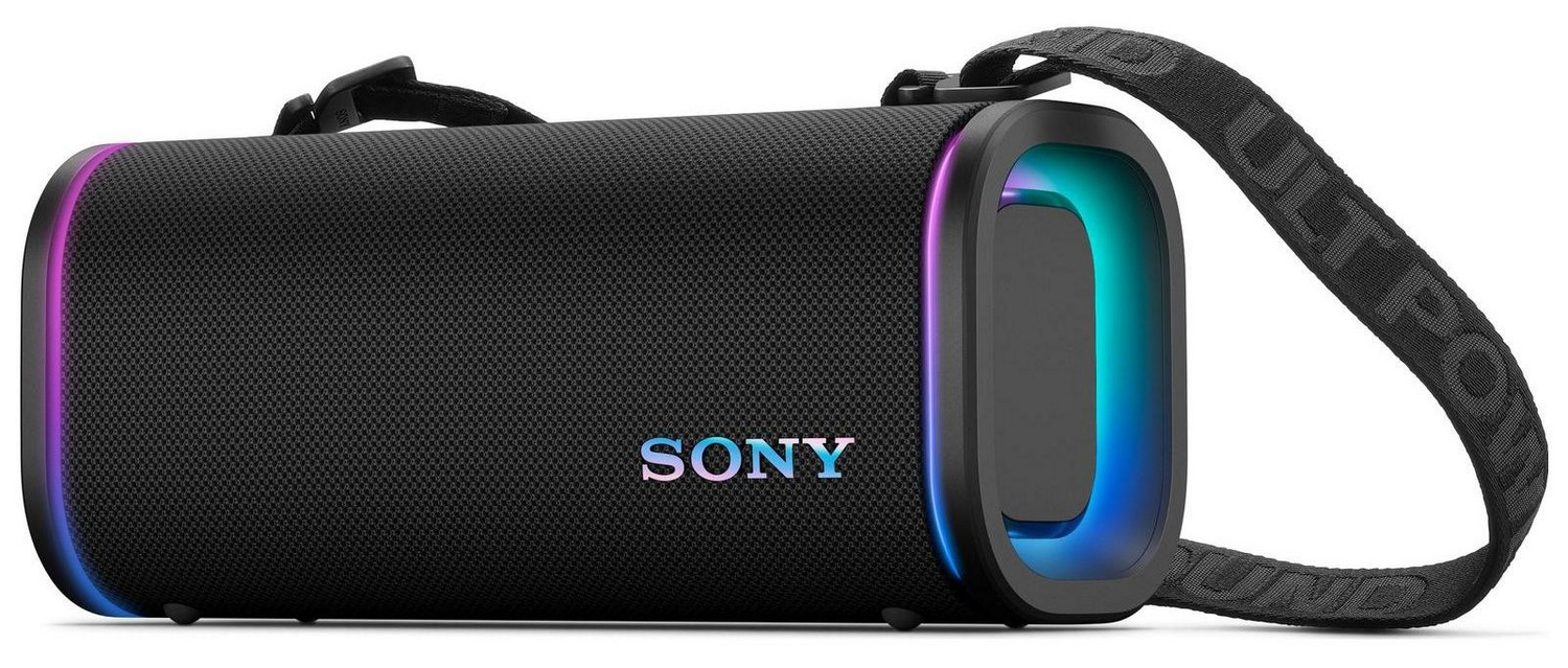 Głośnik Sony ULT FIELD 5 z dedykowanym paskiem transportowym. Czarny pasek posiada stylowy napis „ULT POWER SOUND” i pozwala na wygodne przenoszenie głośnika. Urządzenie prezentuje się z aktywnym podświetleniem RGB i opalizującym logo na froncie.