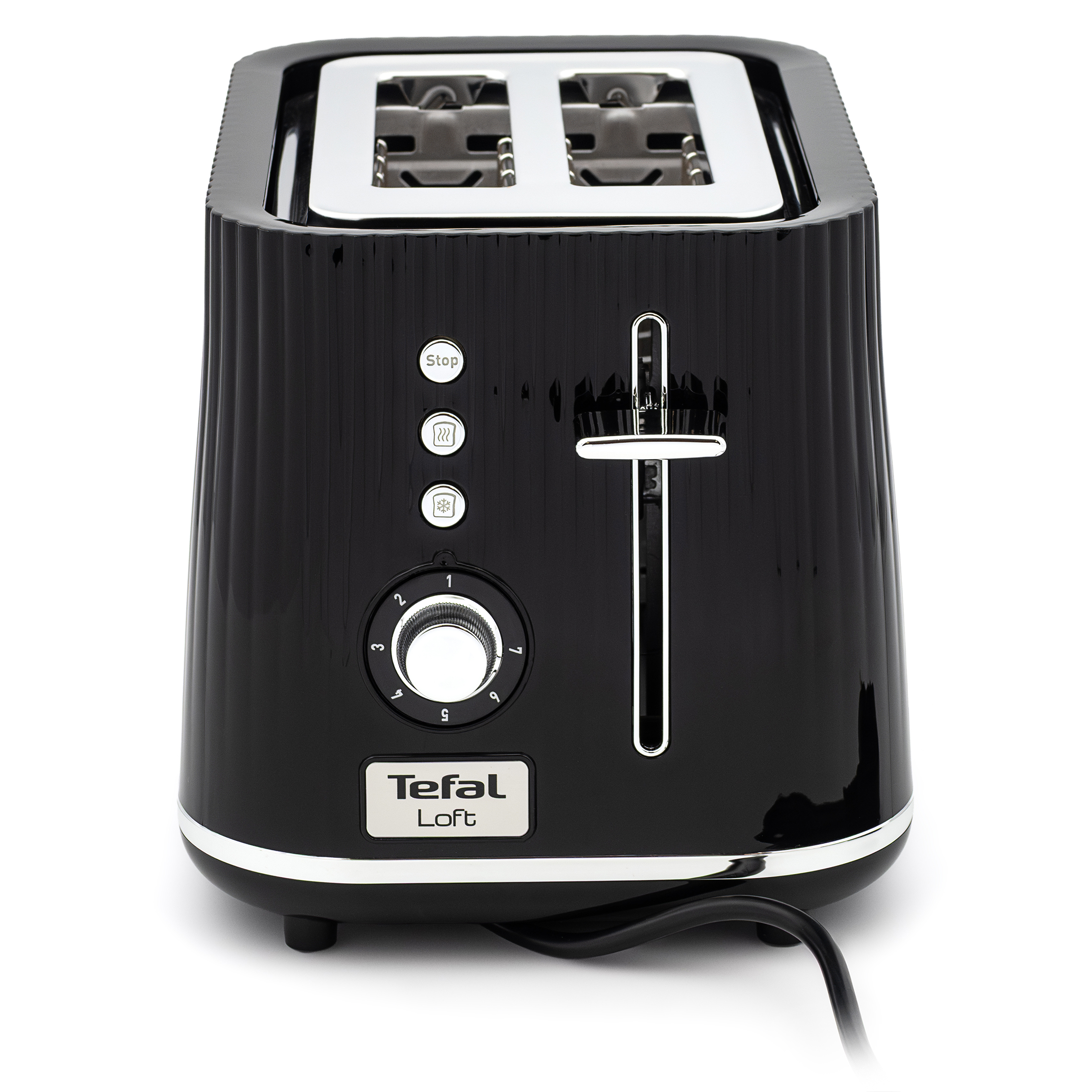 Toster Tefal Loft TT761838 w widoku od przodu. Zdjęcie szczegółowo prezentuje panel sterowania z siedmiostopniowym pokrętłem, przyciskami funkcyjnymi oraz chromowaną dźwignią. U dołu widoczna jest srebrna tabliczka znamionowa serii Loft na czarnej, karbowanej obudowie.