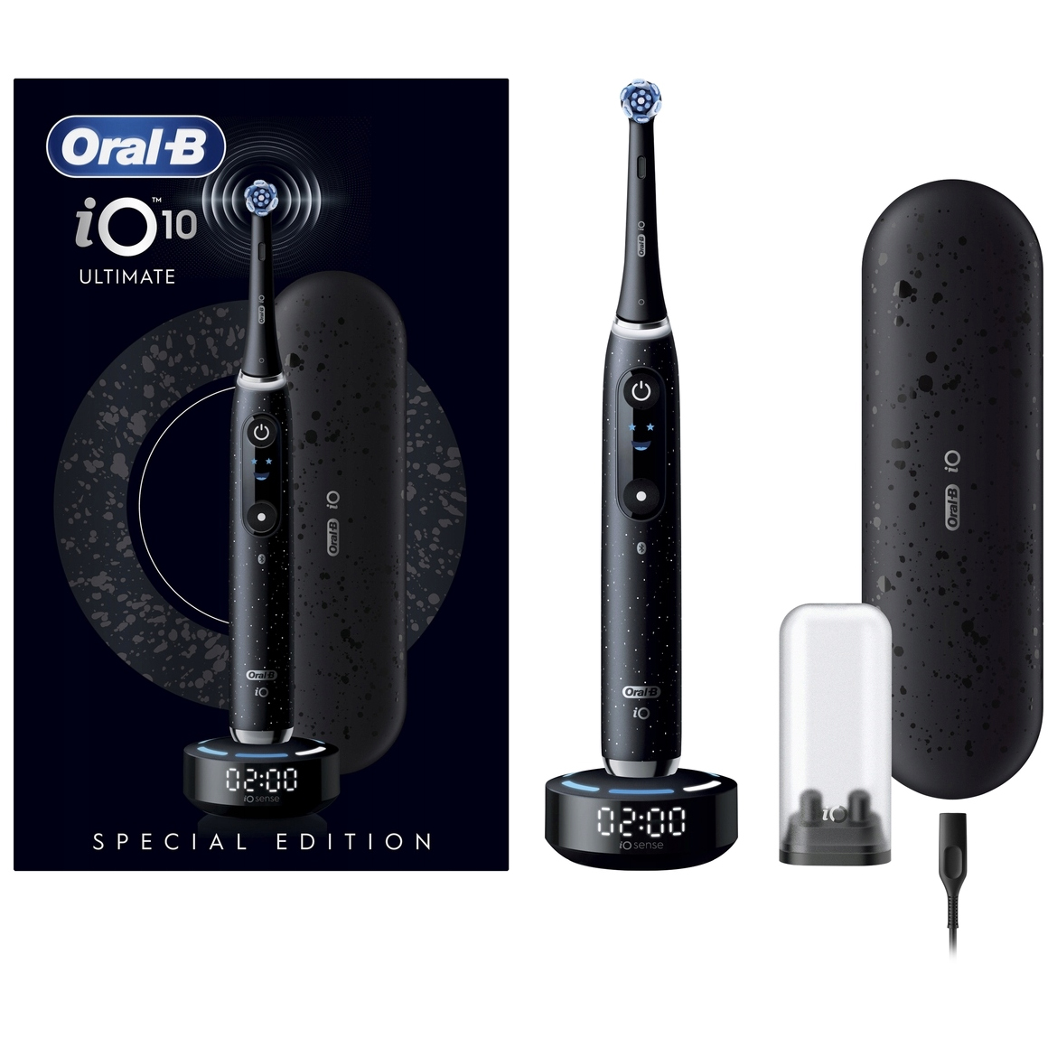 Zestaw szczoteczki magnetycznej Oral-B iO Series 10 Black Special Edition z czarną rączką, okrągłą ładowarką, czarnym etui podróżnym oraz pojemnikiem na końcówki obok ciemnego opakowania produktu.